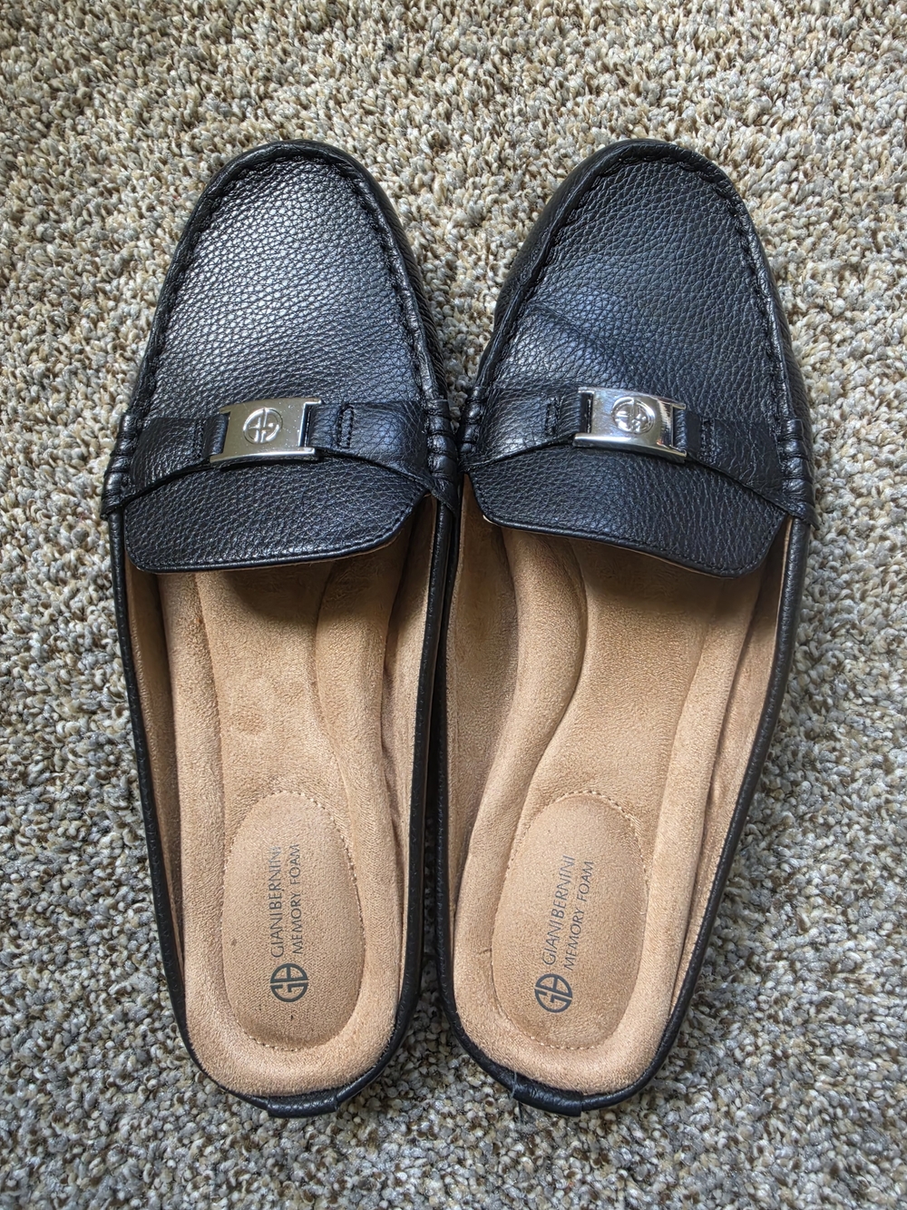 Giani Bernini Black Pebble-Texture Slip On Loafers with Silver Accent